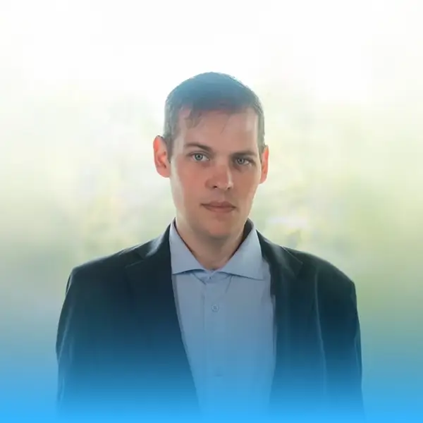 Cum să te pregătești pentru meseriile viitorului – cu Tiberiu Radu, trainer AI Automation